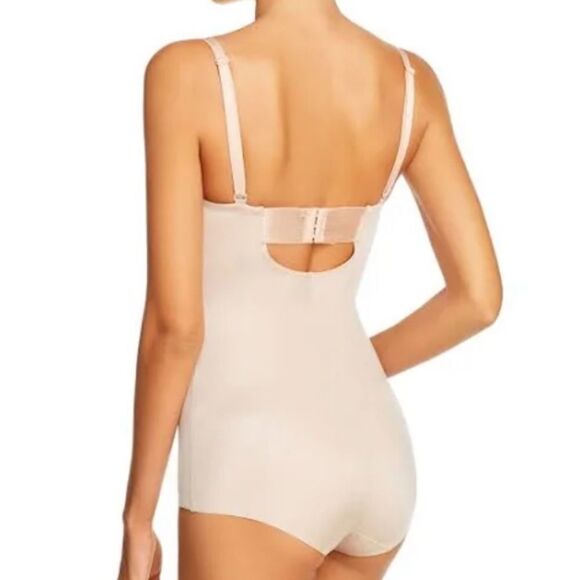NEW SPANX Suit Your Fancy convertible strap shapewear bodysuit retail $128 - Picture 2 of 6